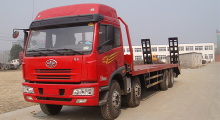 勾機(jī)運(yùn)輸車(chē)拖車(chē)多少錢(qián)_專用汽車(chē)欄目